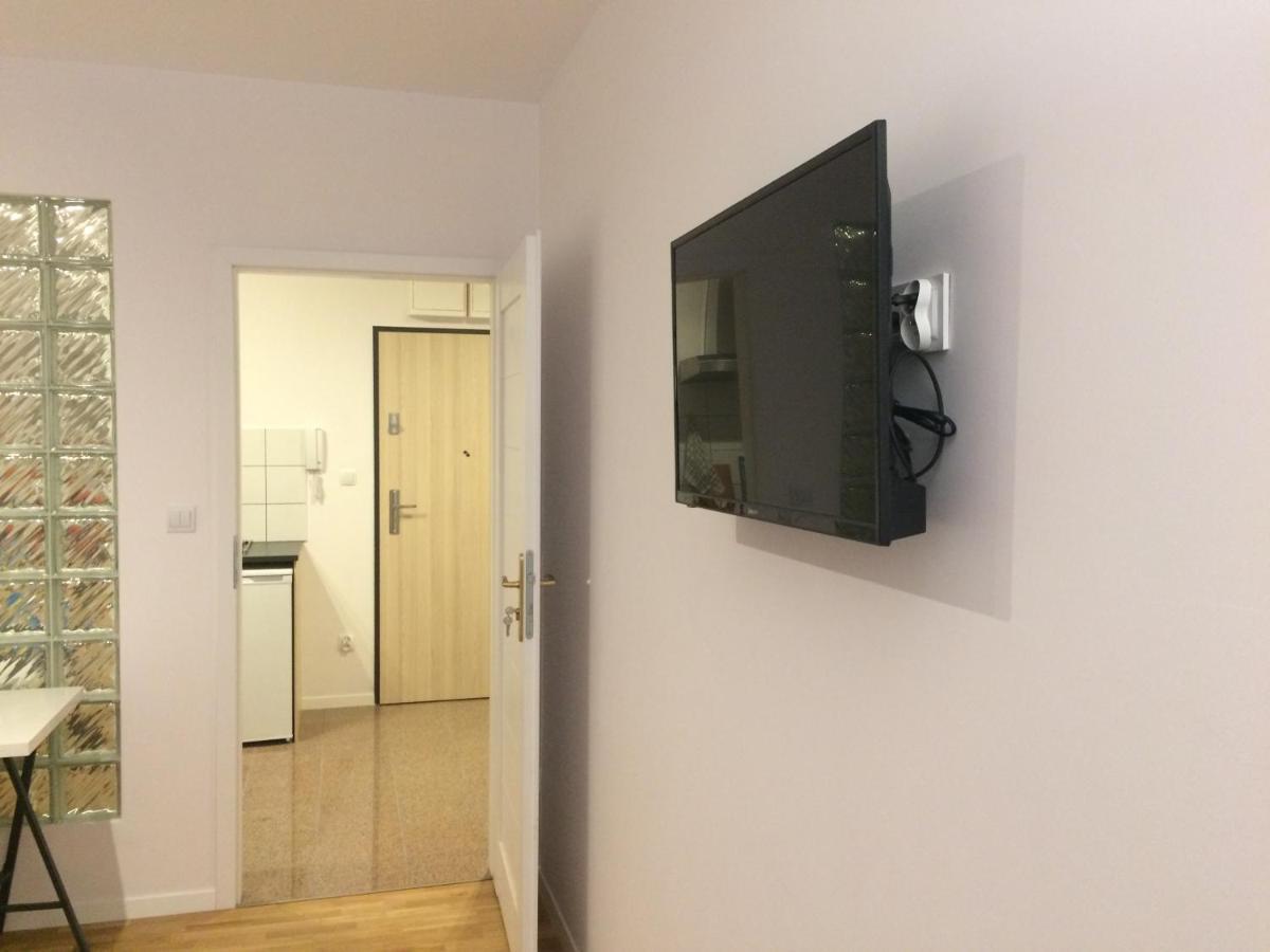 Отель Apartament Na Wojszycach2 Вроцлав Экстерьер фото